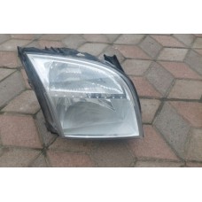 скло фари правої ford fusion 2002- 1526782