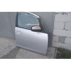 дверка права перед mitsubishi colt серебро 