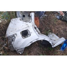 четверть задня права Nissan qashqai j10 колір kyo