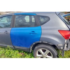 двері ліві задні Nissan Qashqai bv4g
