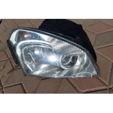 фара права 02 nissan qashqai j10 2006-