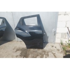 двері задні праві nissan juke color z11