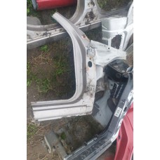 стойка передня права дверна nissan almera n16 b10