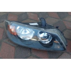 фара права nissan almera n16 tyc 