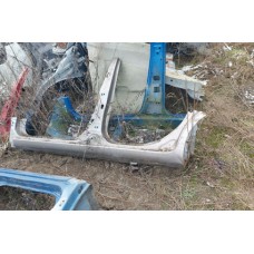 порог лівий nissan note e11